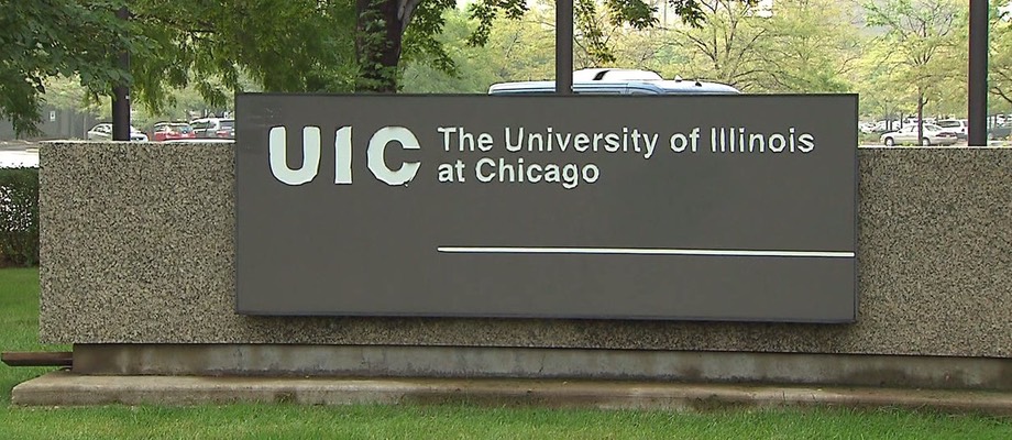 伊利诺伊大学芝加哥分校 UNIVERSITY OF ILLINOIS AT CHICAGO